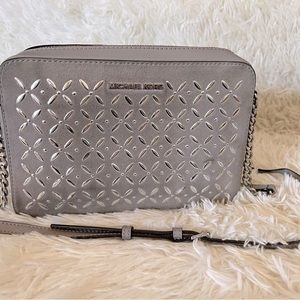 Michael Kors Crossbody Grey Purse.